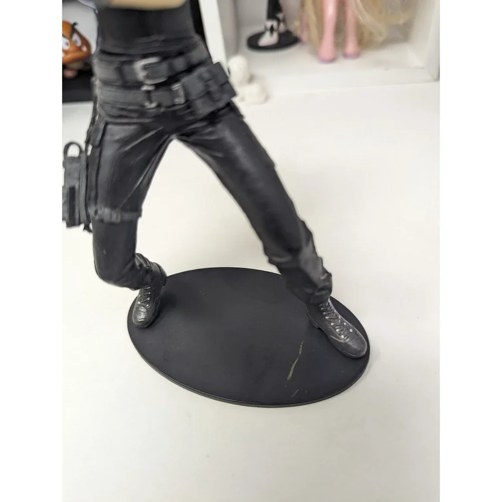 Resident Evil Jill Valentine Neca Variant Black‎ Suit Action Figure